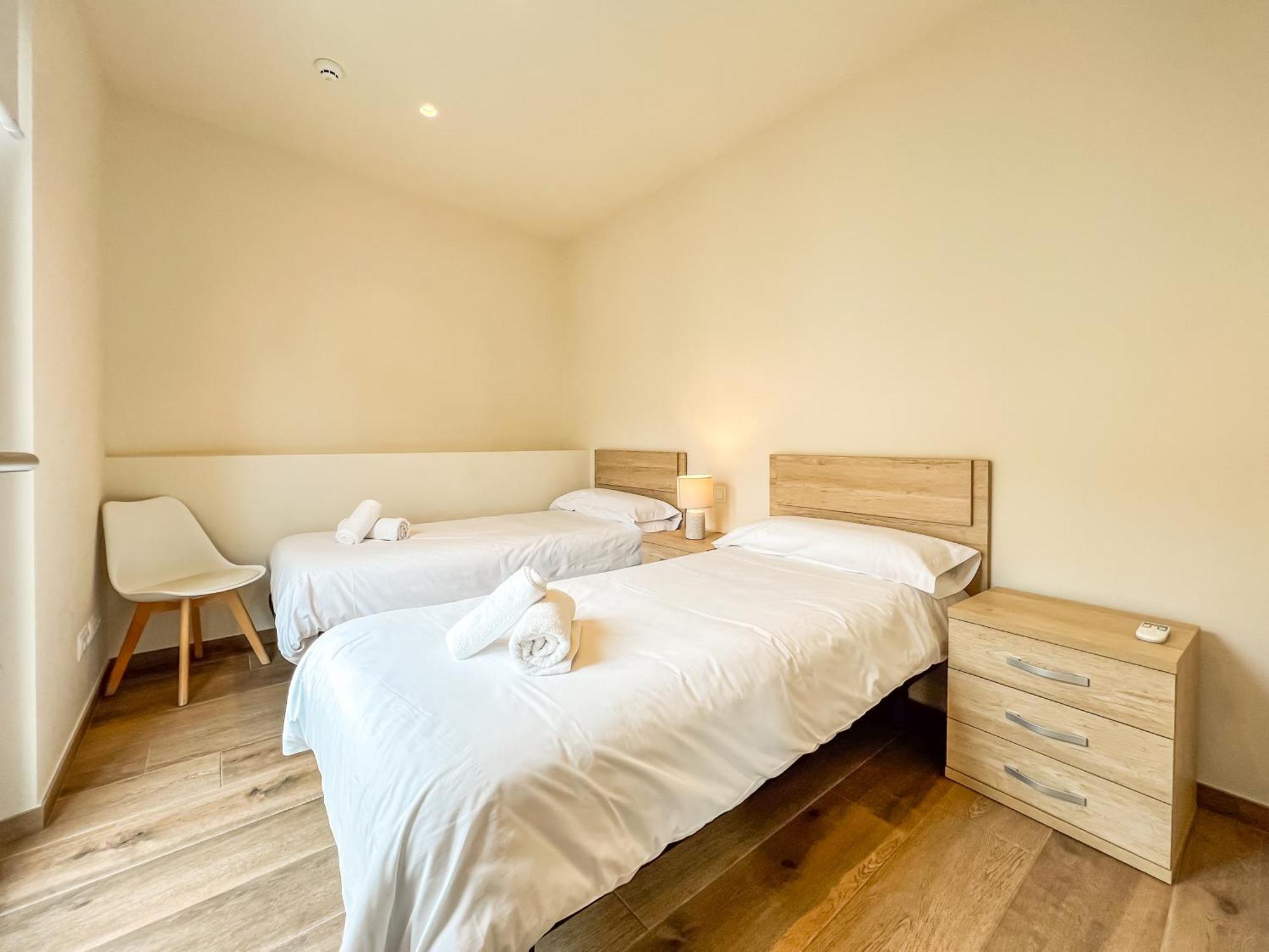 Can Cintet 21Nuevo Apartamento Moderno En Besalú Dış mekan fotoğraf
